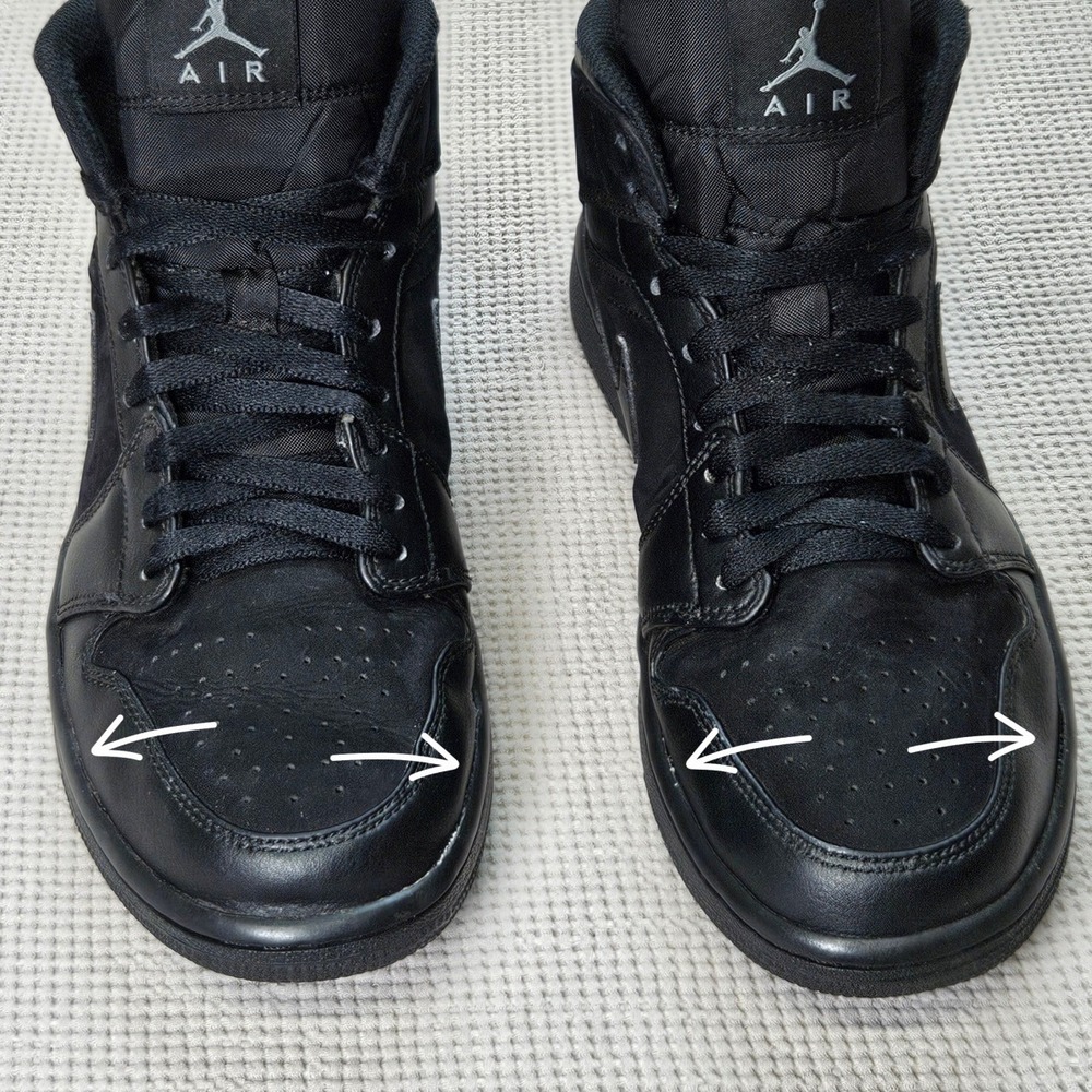 Jordan 1 Mid Triple Black Mens Sneakers 554724-050 Size 9 Black Black AS IS. - Picture 7 of 16